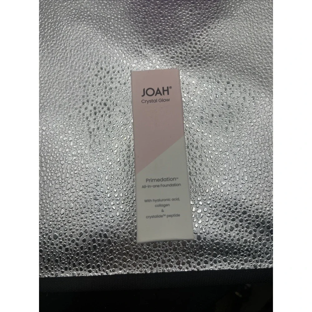 JOAH Crystal Glow Peptide-Infused Foundation 1.01 oz MW020 Light To Medium